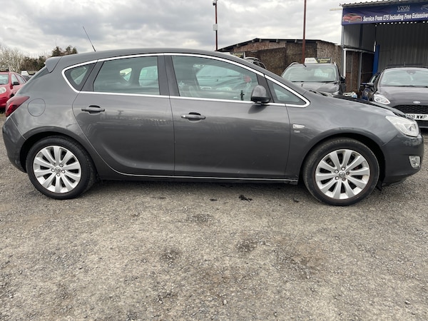 Used Vauxhall Astra 2011 for sale - 74999945: Photo 5