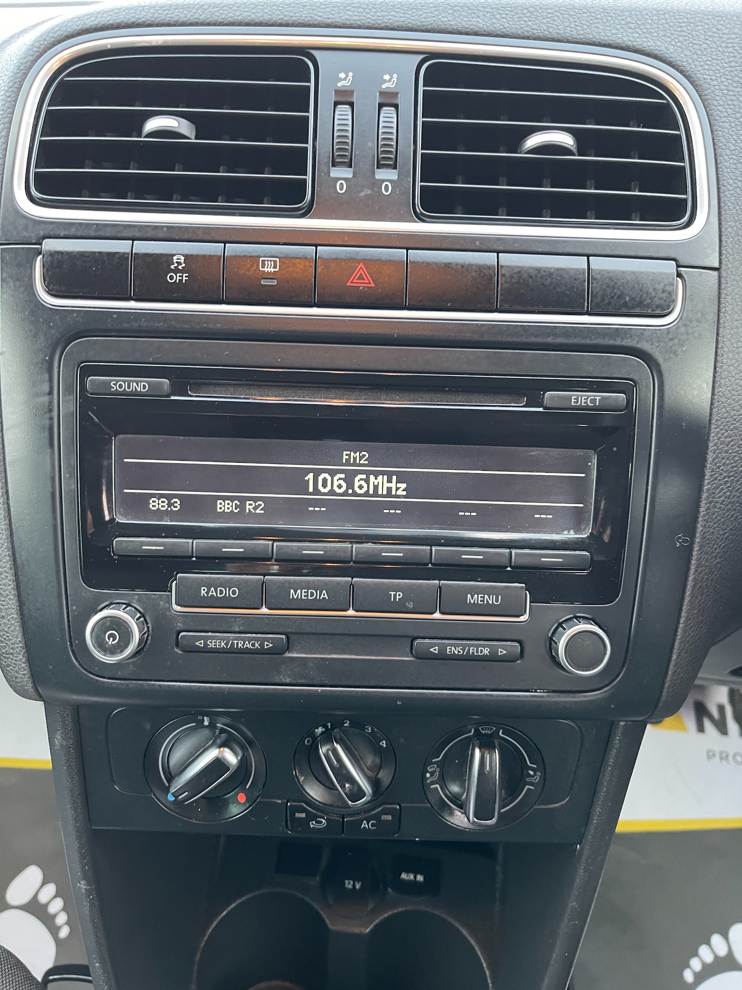 Used Volkswagen Polo 2012 for sale - 76070092: Photo 21