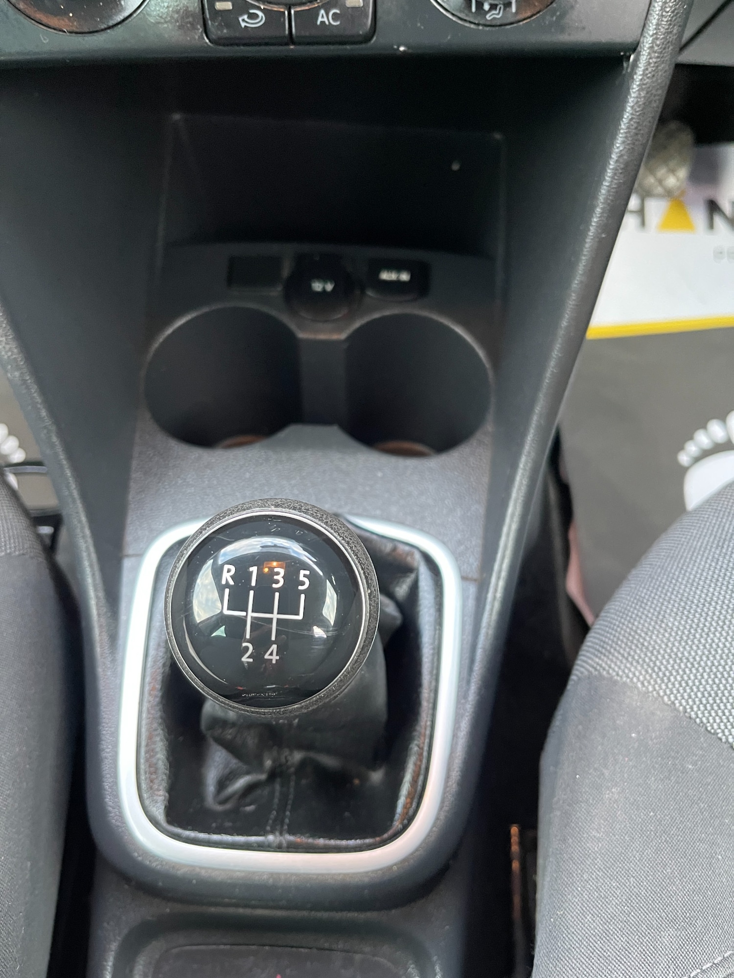 Used Volkswagen Polo 2012 for sale - 76070092: Photo 22