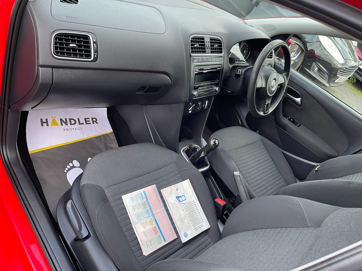 Used Volkswagen Polo 2012 for sale - 76070092: Photo 27