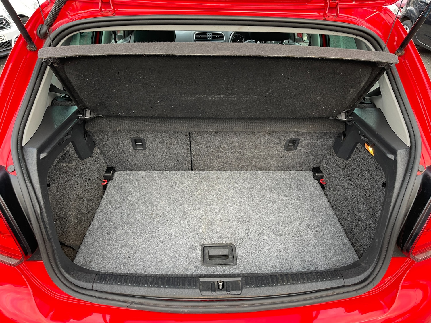 Used Volkswagen Polo 2012 for sale - 76070092: Photo 36