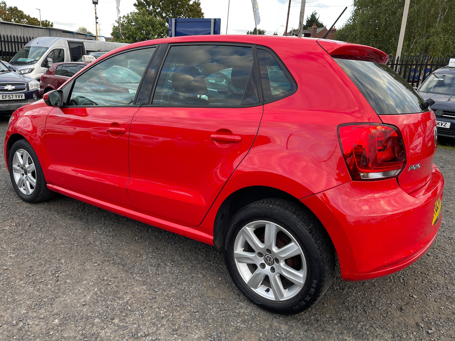 Used Volkswagen Polo 2012 for sale - 76070092: Photo 4