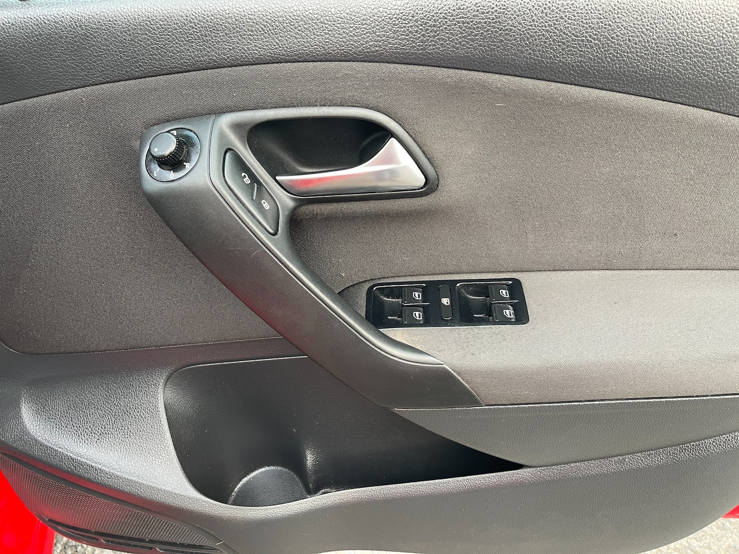 Used Volkswagen Polo 2012 for sale - 76070092: Photo 43