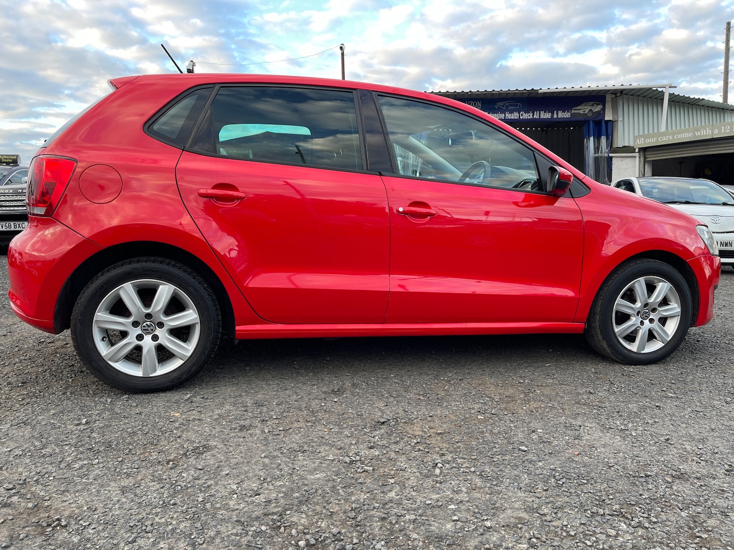 Used Volkswagen Polo 2012 for sale - 76070092: Photo 6