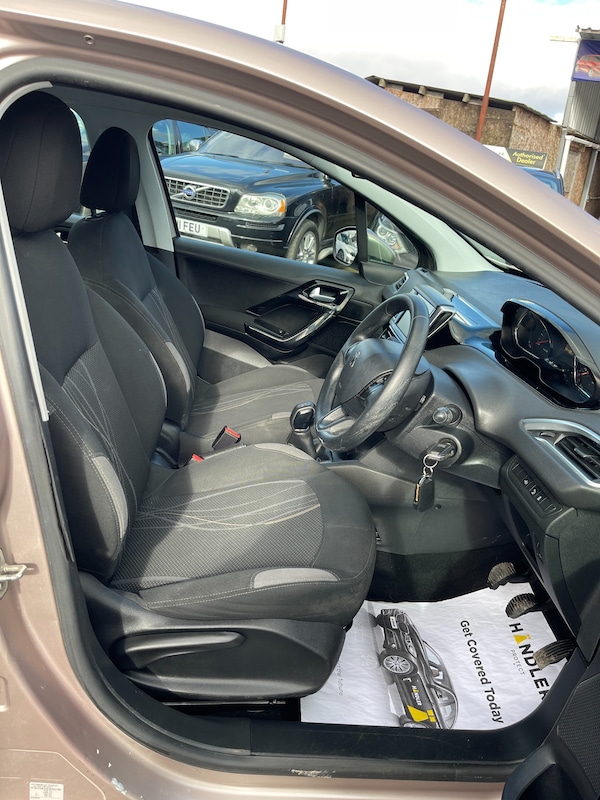 Used Peugeot 208 2014 for sale - 74999898: Photo 19
