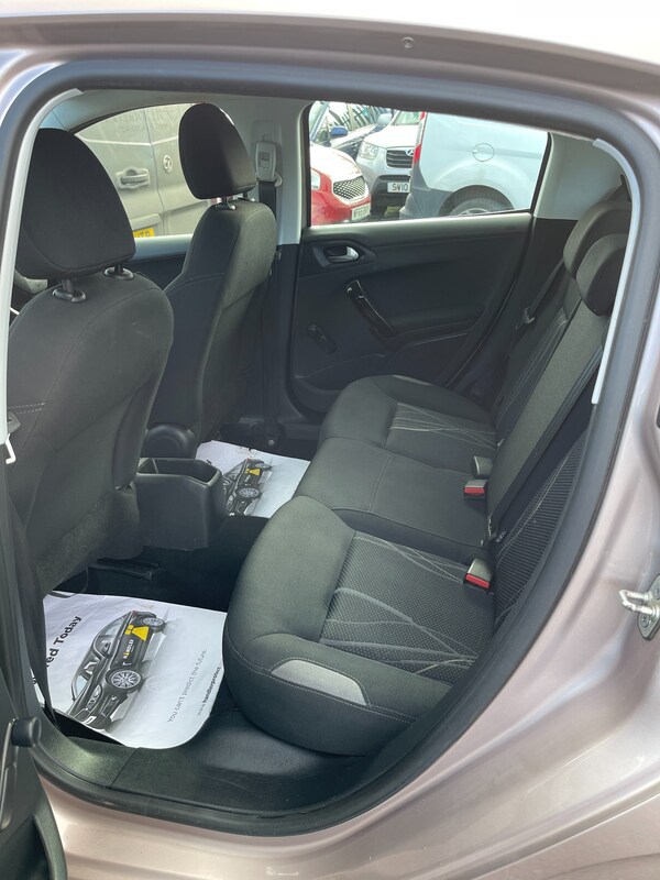 Used Peugeot 208 2014 for sale - 74999898: Photo 27