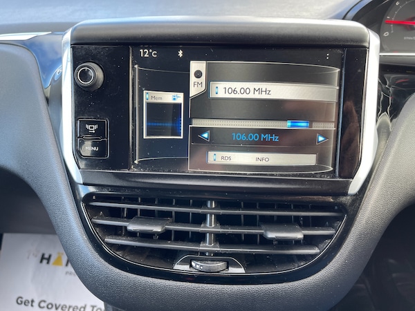 Used Peugeot 208 2014 for sale - 74999898: Photo 40