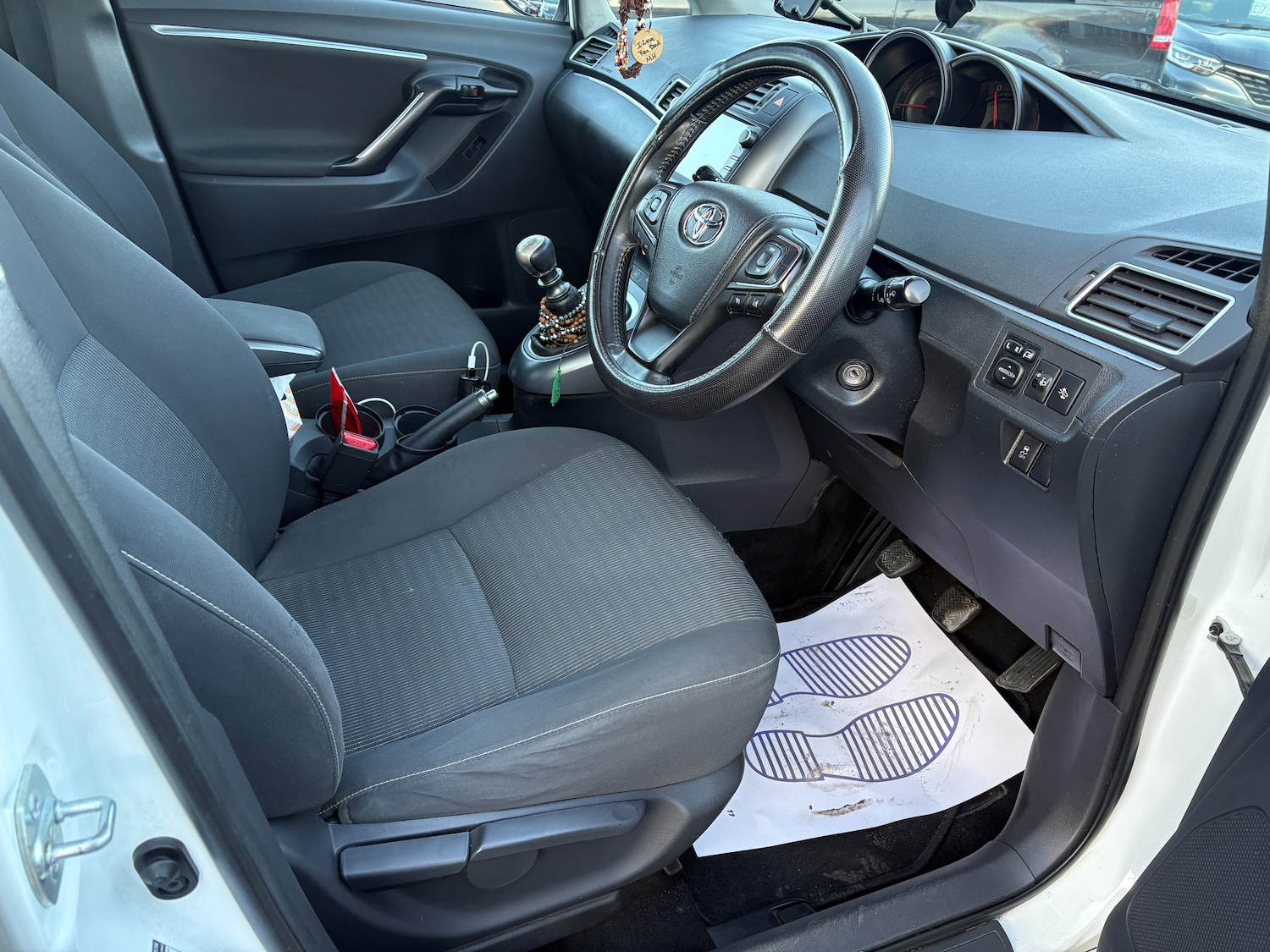 Used Toyota Verso 2016 for sale - 76641633: Photo 34