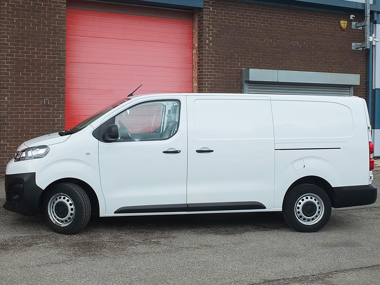 Used Citroen Dispatch 2020 for sale - 76340028: Photo 2