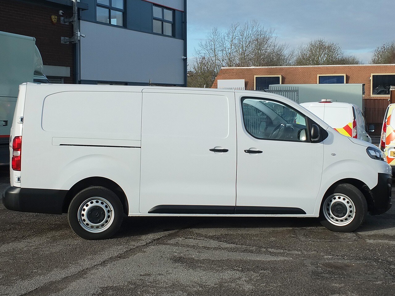 Used Citroen Dispatch 2020 for sale - 76340028: Photo 24