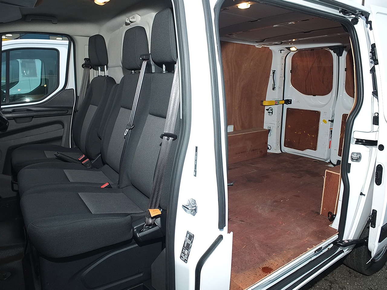 Used Ford Transit Custom 2021 for sale - 76904433: Photo 5