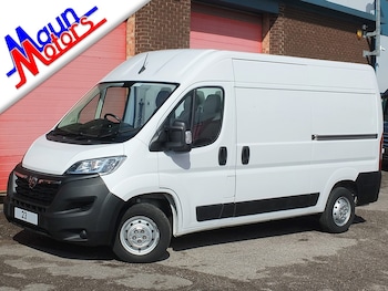Vauxhall - Movano