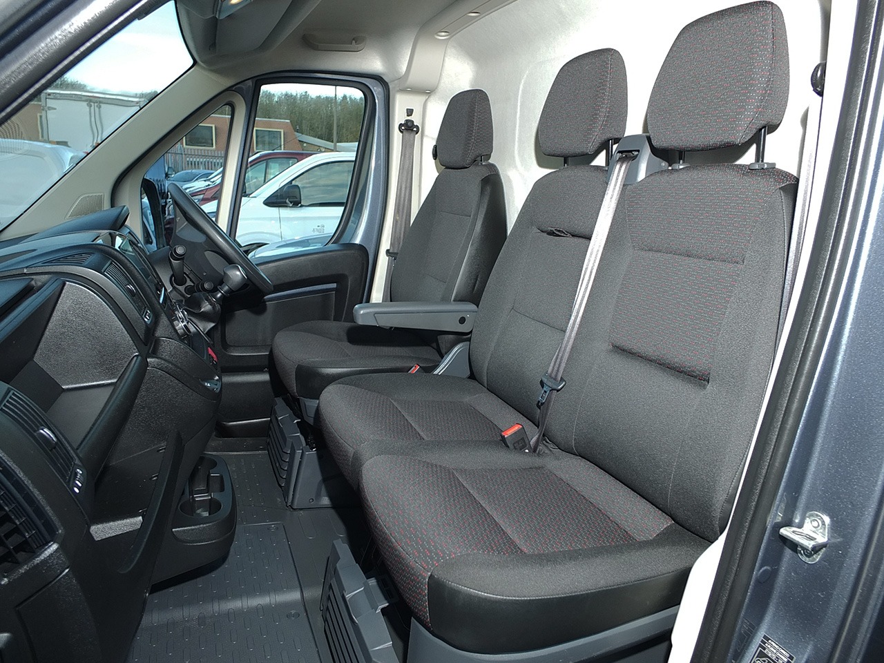 Used Vauxhall Movano 2023 for sale - 76969920: Photo 6