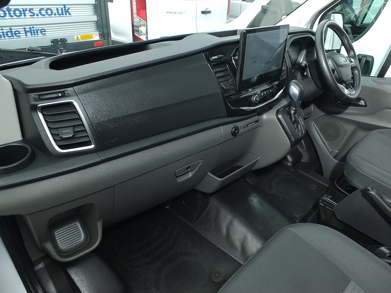 Used Ford Transit 2024 for sale - 76233863: Photo 6