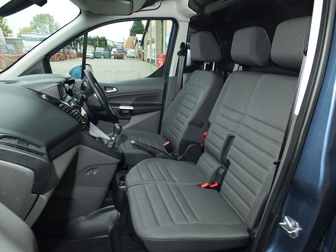 Used Ford Transit Connect 2024 for sale - 76533637: Photo 6