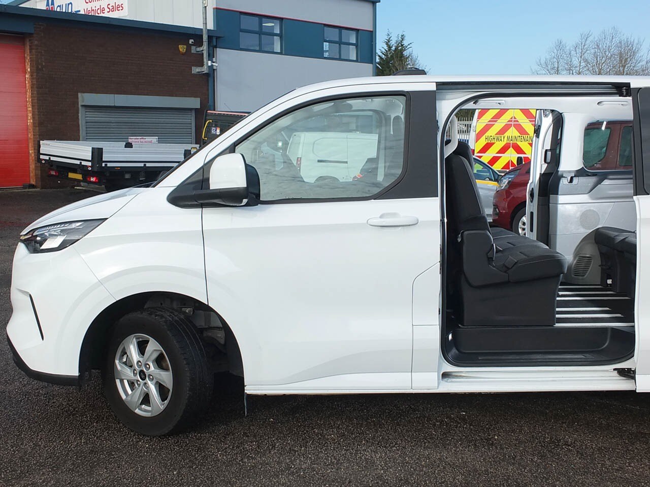 Used Ford Tourneo Custom 2024 for sale - 77662141: Photo 6