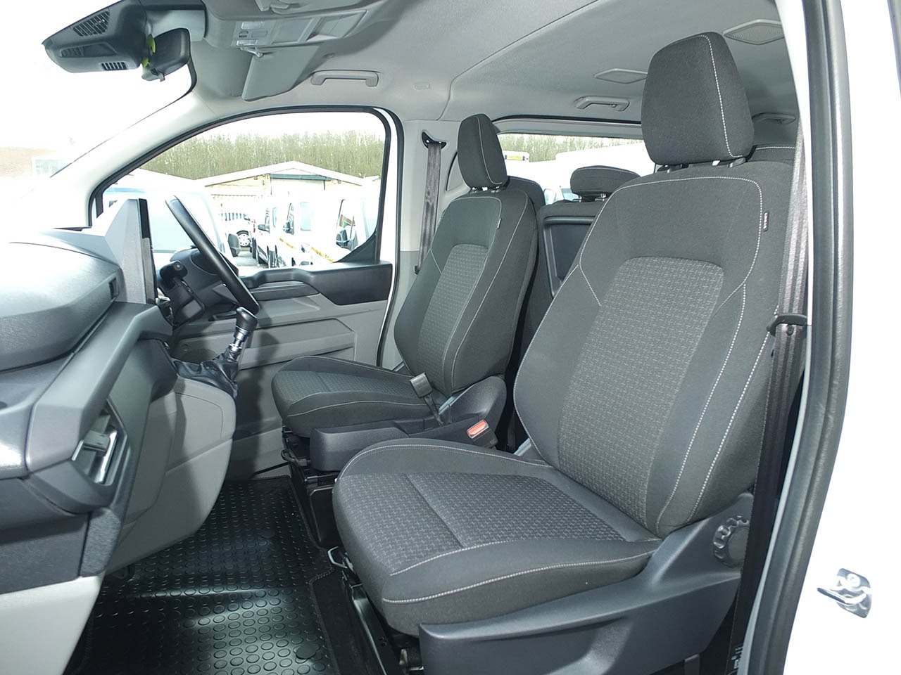 Used Ford Tourneo Custom 2024 for sale - 77662141: Photo 8