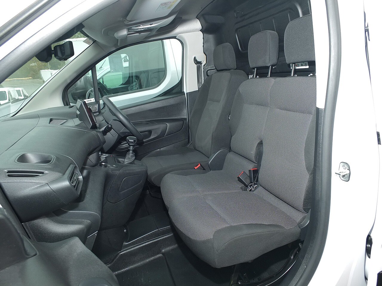 Used Peugeot Partner 2023 for sale - 76252296: Photo 6