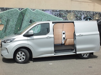 Used Ford Transit Custom 2024 for sale - 79331798: Photo