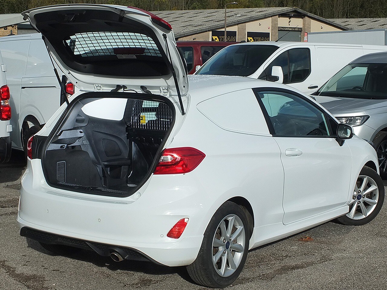 Used Ford Fiesta 2019 for sale - 76614774: Photo 17