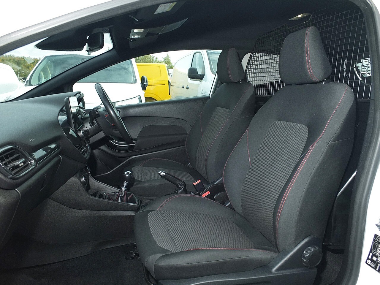 Used Ford Fiesta 2019 for sale - 76614774: Photo 4