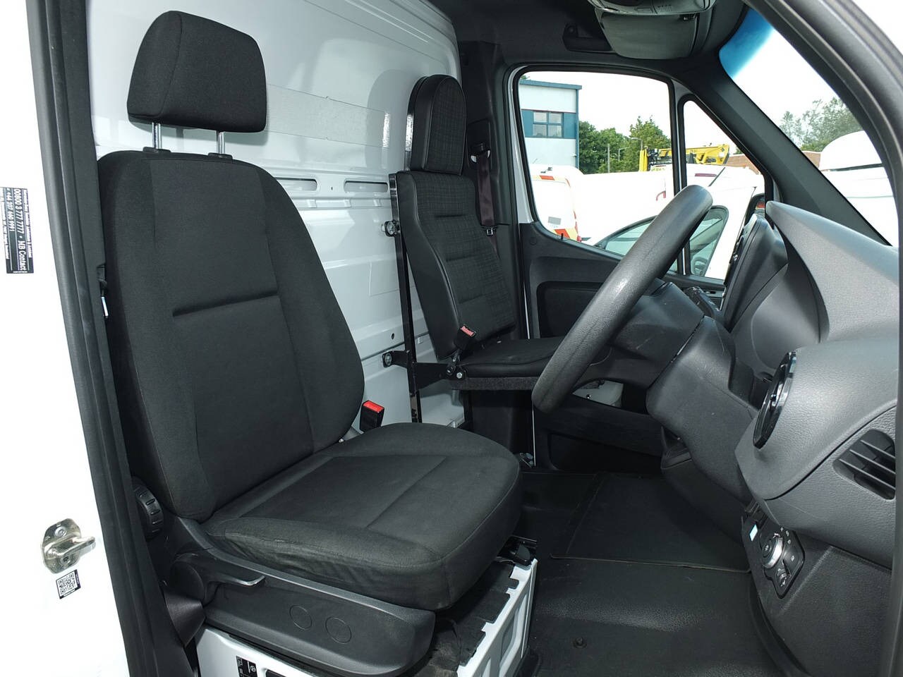 Used Mercedes-Benz Sprinter 2019 for sale - 72693636: Photo 12
