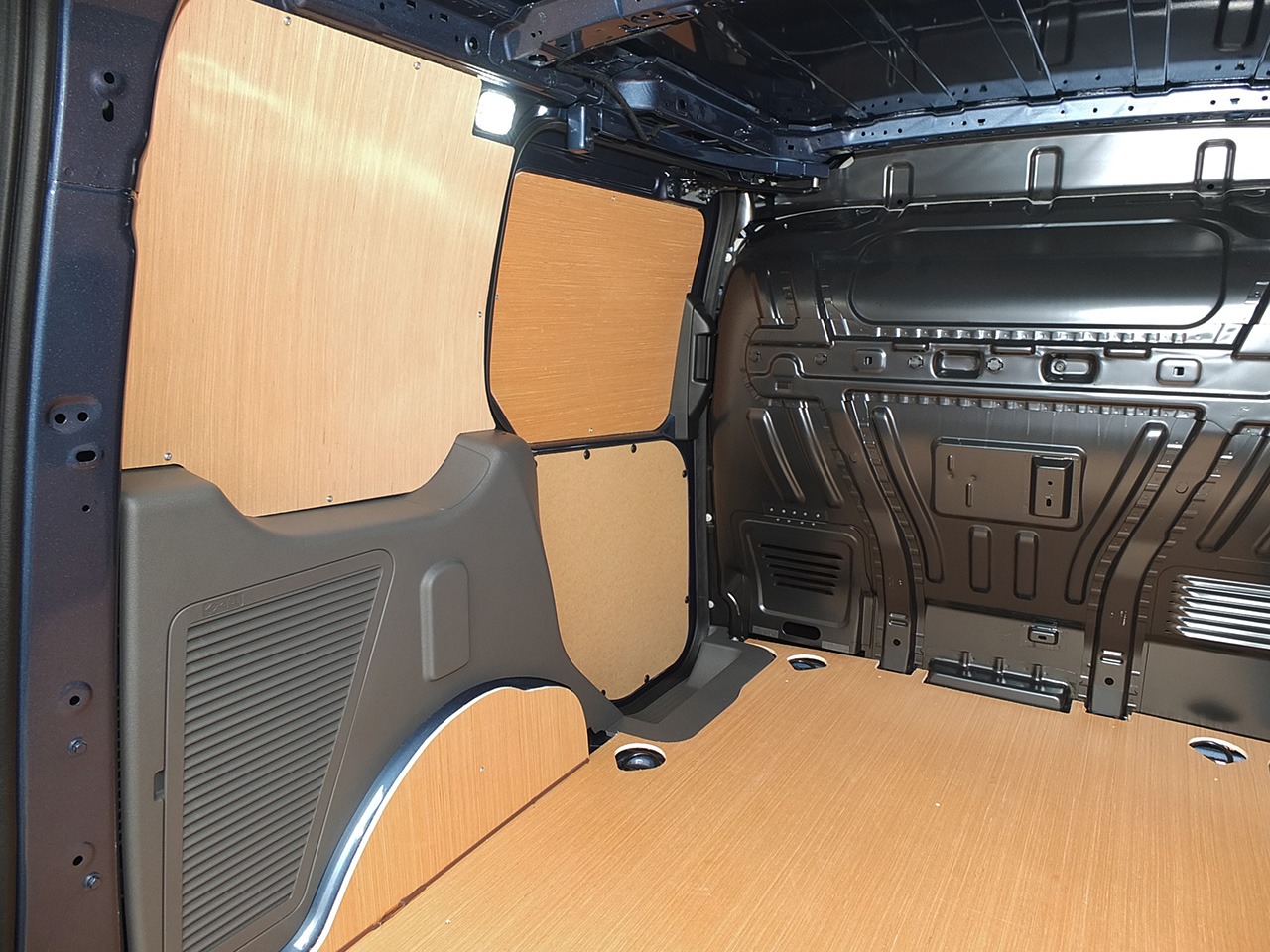 Used Ford Transit Connect 2024 for sale - 76542345: Photo 17