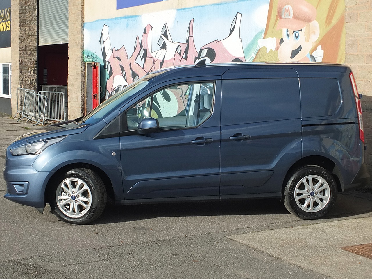 Used Ford Transit Connect 2024 for sale - 76542345: Photo 2