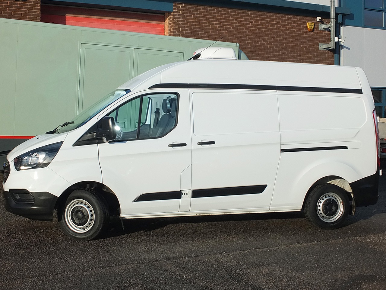 Used Ford Transit Custom 2021 for sale - 77022869: Photo 2