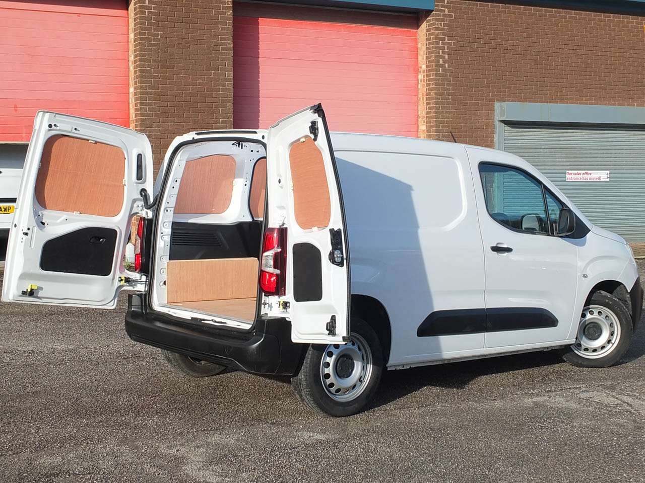 Used Citroen Berlingo 2023 for sale - 77653028: Photo 14