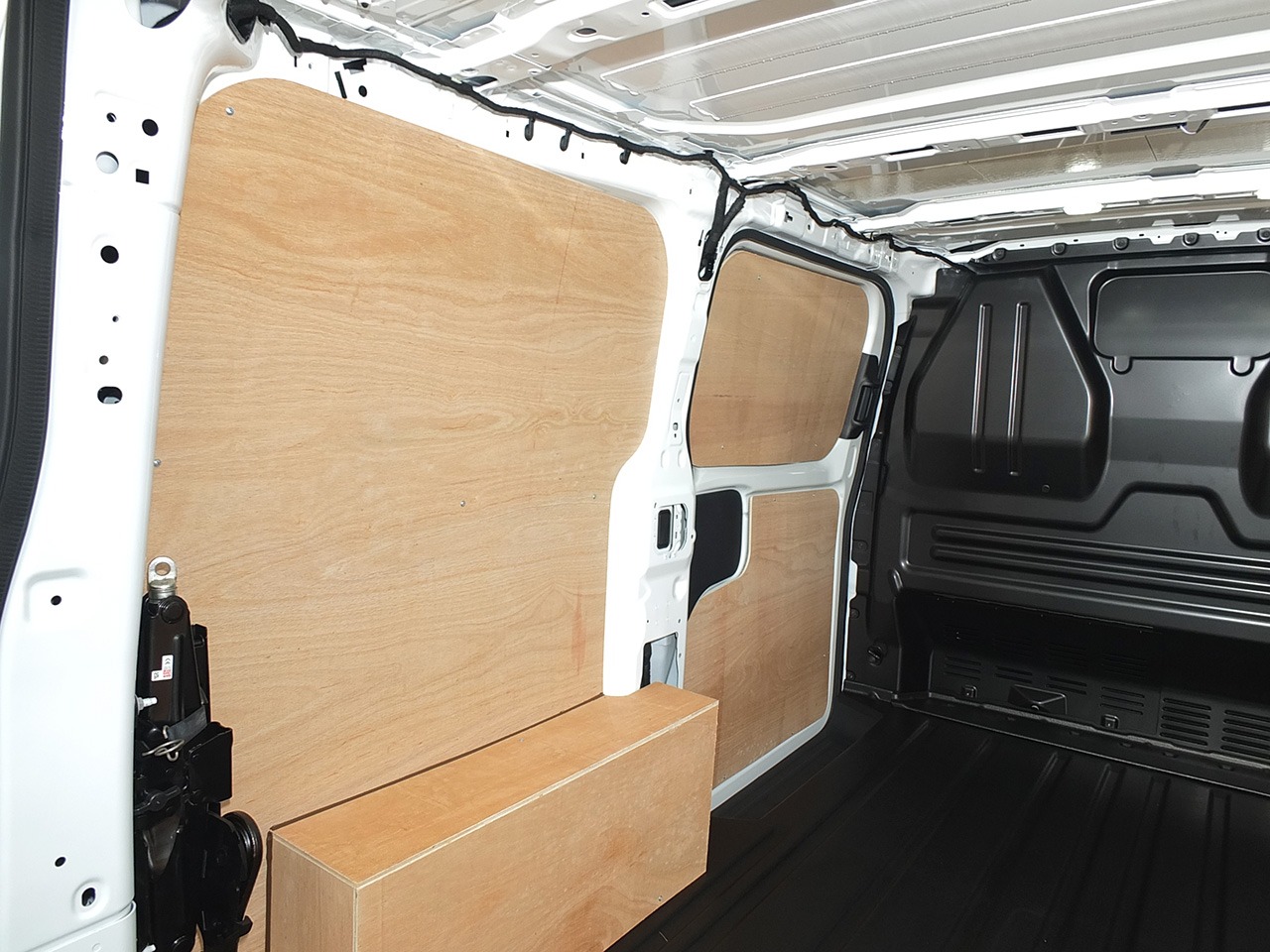 Used Ford Transit Custom 2023 for sale - 76761905: Photo 17