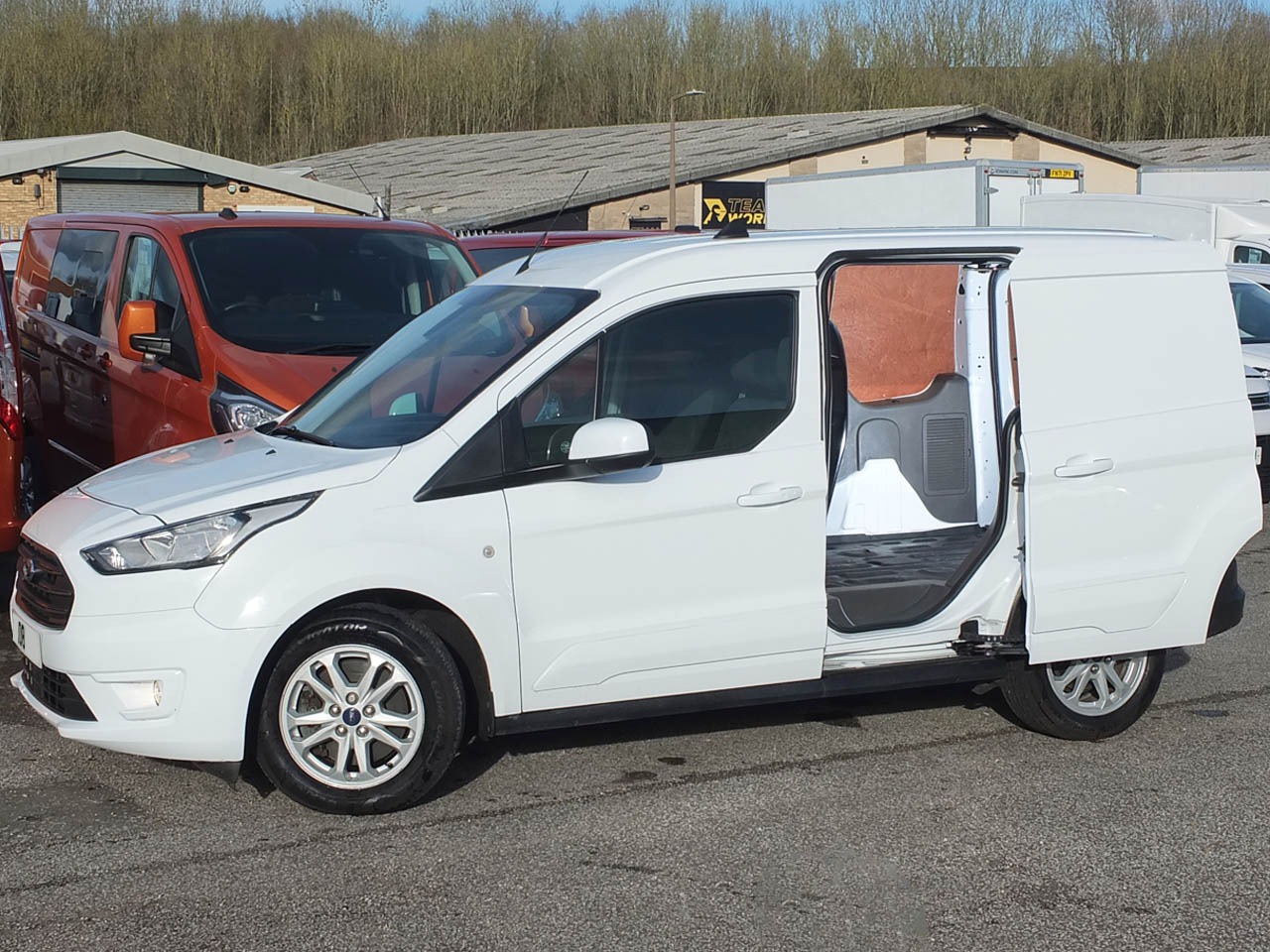 Used Ford Transit Connect 2021 for sale - 77491121: Photo 4