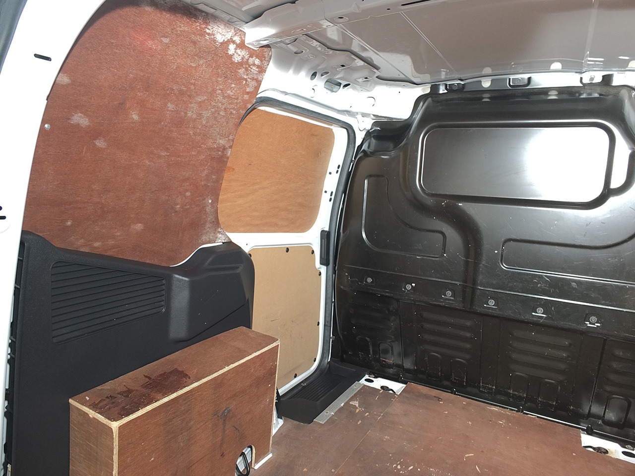 Used Ford Transit Courier 2017 for sale - 76075714: Photo 19