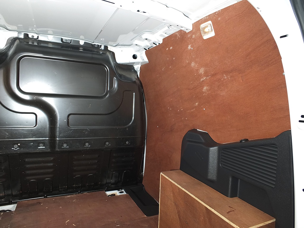 Used Ford Transit Courier 2017 for sale - 76075714: Photo 20