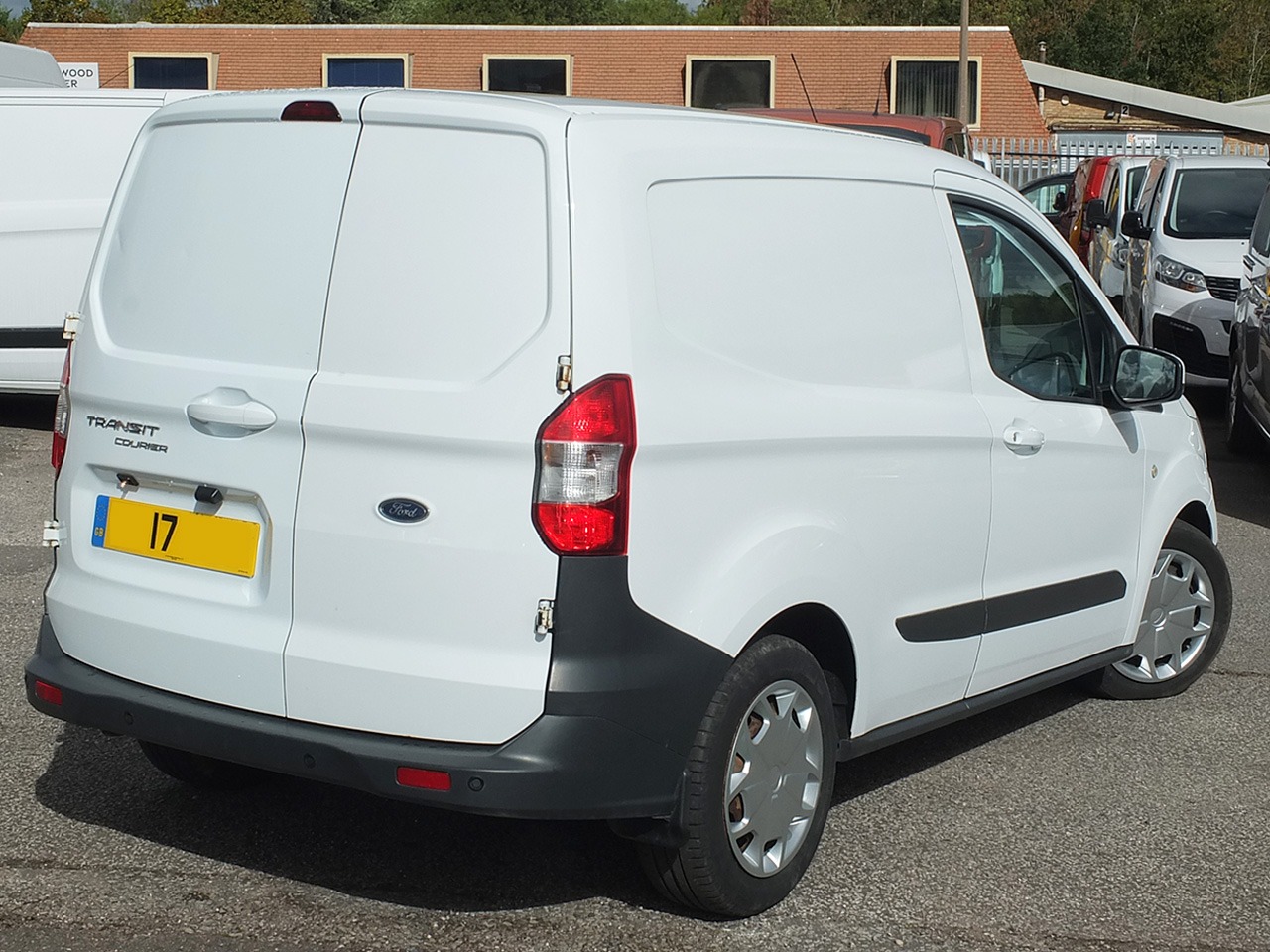 Used Ford Transit Courier 2017 for sale - 76075714: Photo 25