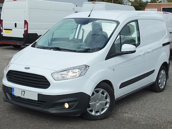 Used Ford Transit Courier 2017 for sale - 76075714: Photo