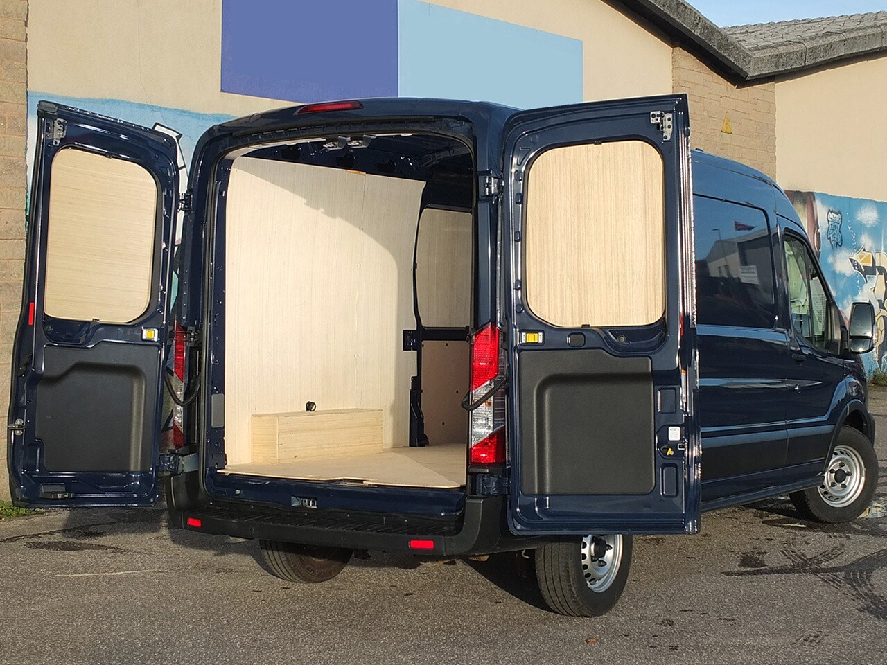 Used Ford Transit 2023 for sale - 75995127: Photo 6