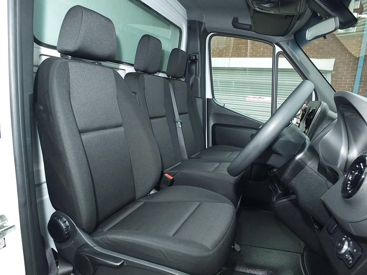 Used Mercedes-Benz Sprinter 2023 for sale - 74717572: Photo 11