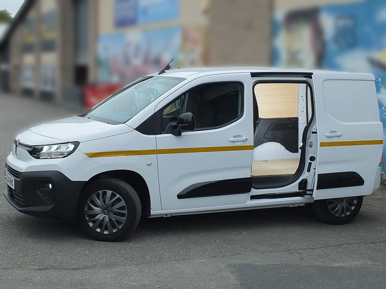 Used Citroen Berlingo 2024 for sale - 76352118: Photo 4