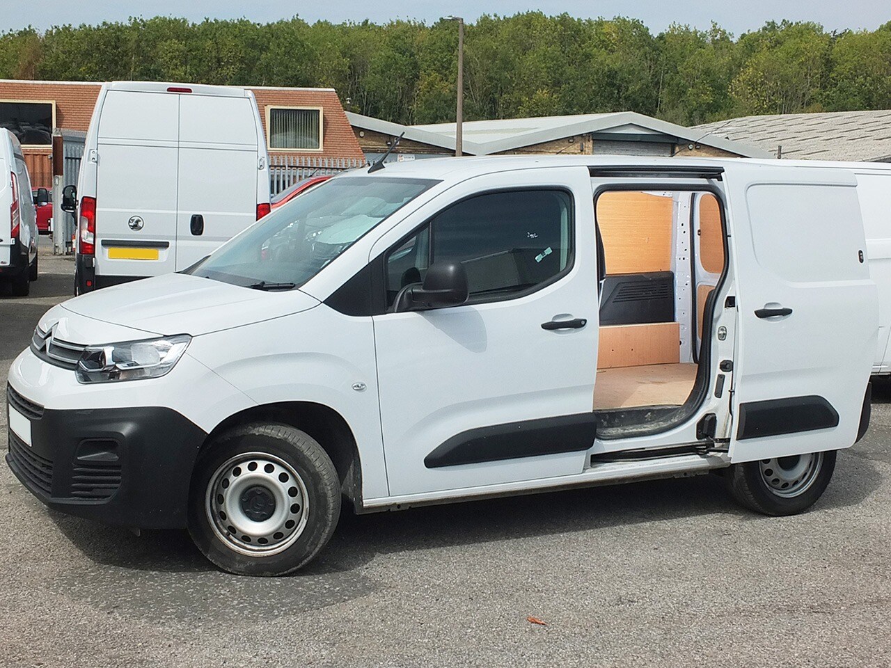 Used Citroen Berlingo 2023 for sale - 75750132: Photo 5