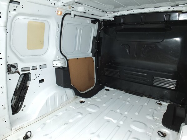 Used Ford Transit Connect 2018 for sale - 73068385: Photo 16