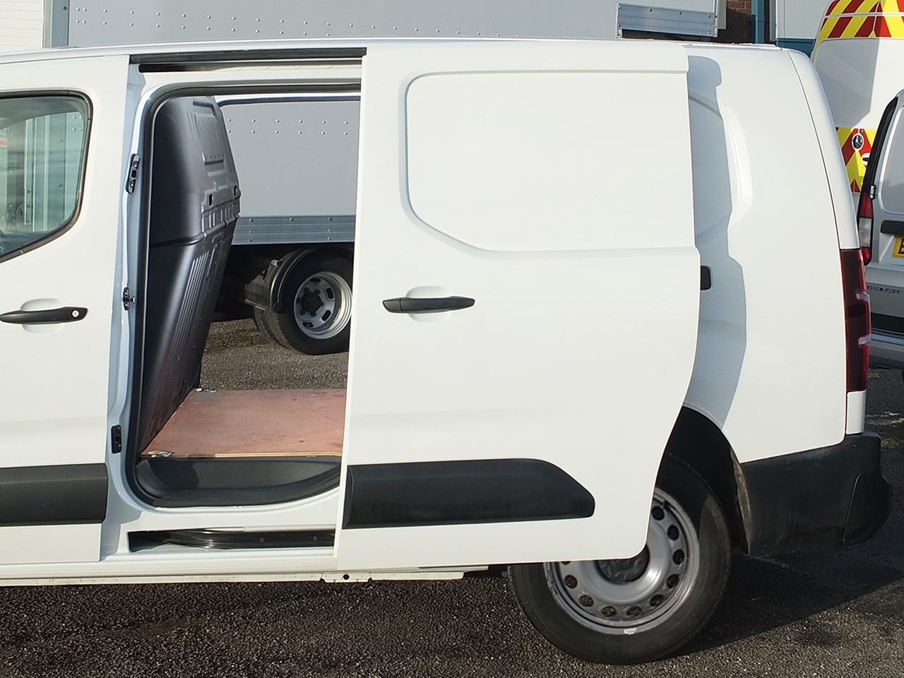 Used Vauxhall Combo 2021 for sale - 76971596: Photo 5