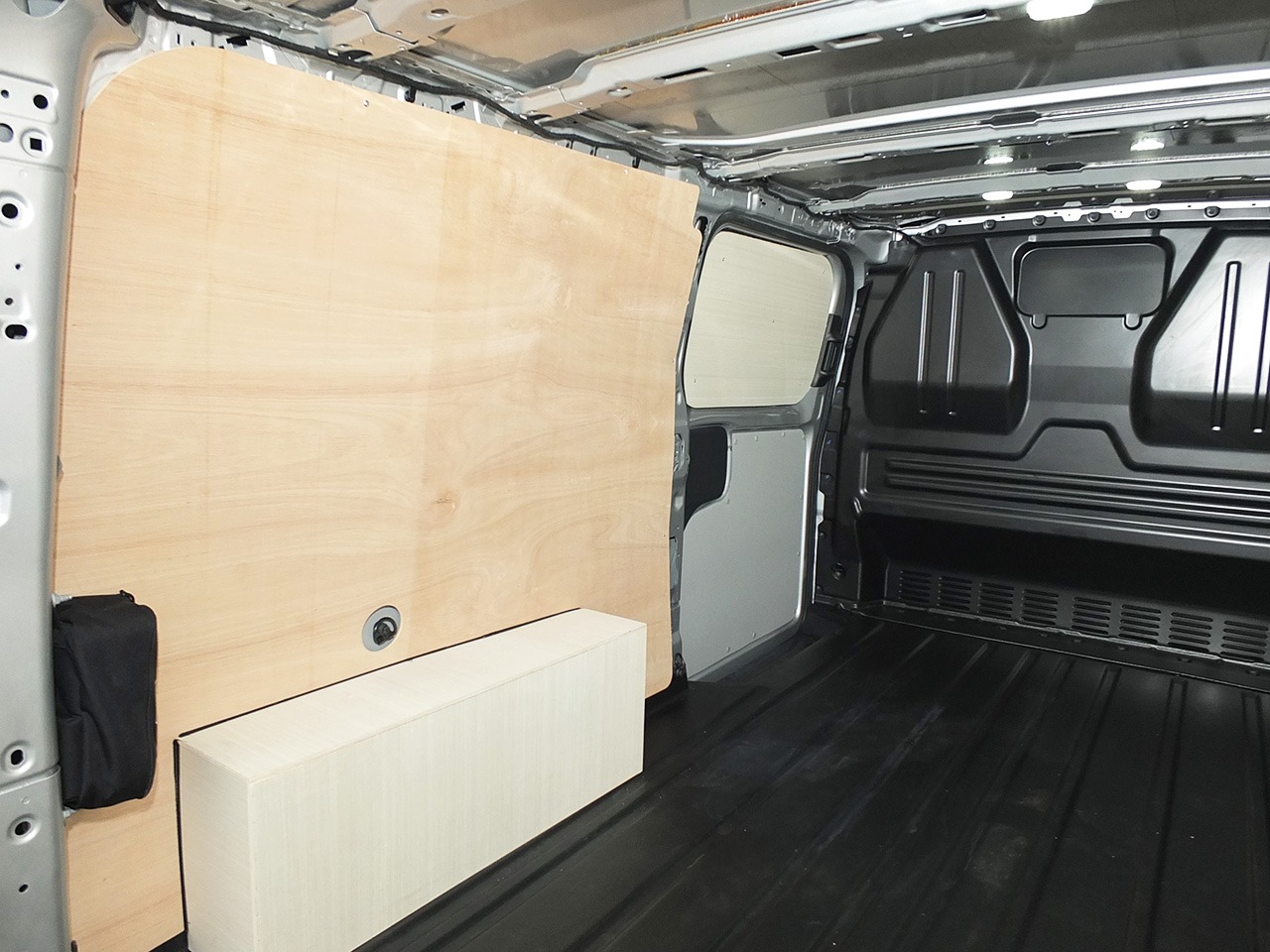 Used Ford Transit Custom 2024 for sale - 76738390: Photo 15