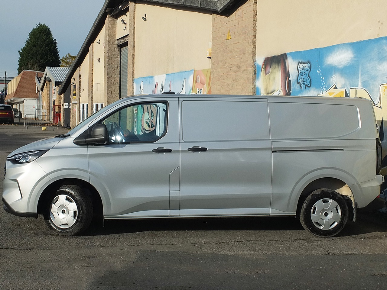 Used Ford Transit Custom 2024 for sale - 76738390: Photo 2