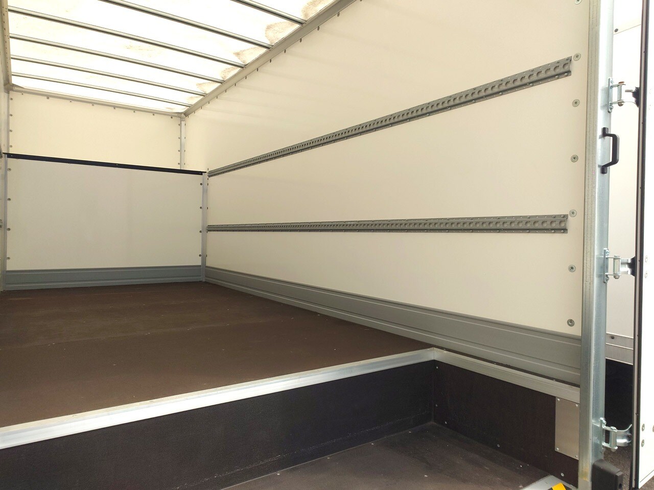 Used Mercedes-Benz Sprinter 2023 for sale - 71585958: Photo 12