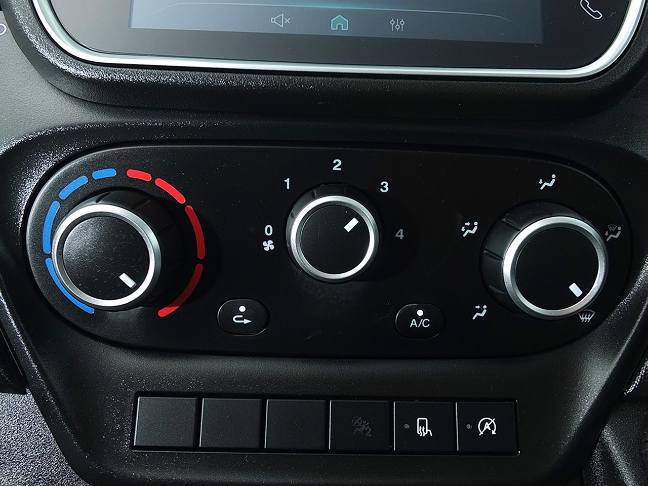 Used Iveco Daily 2024 for sale - 76576533: Photo 11