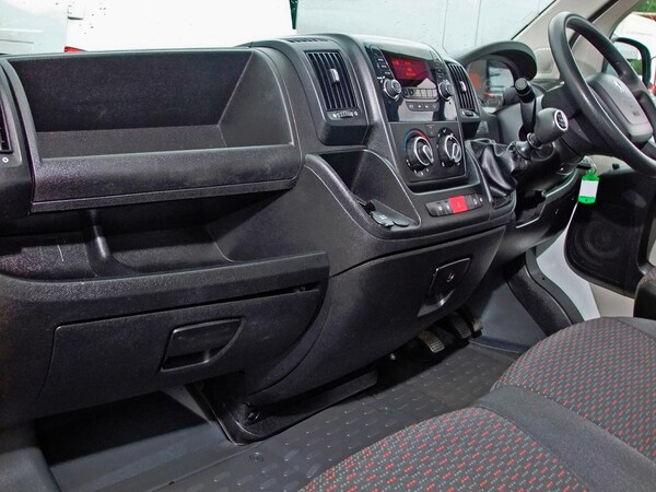 Used Peugeot Boxer 2018 for sale - 63903134: Photo 11