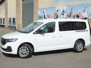 Used Ford Tourneo Connect 2024 for sale - 79331839: Photo