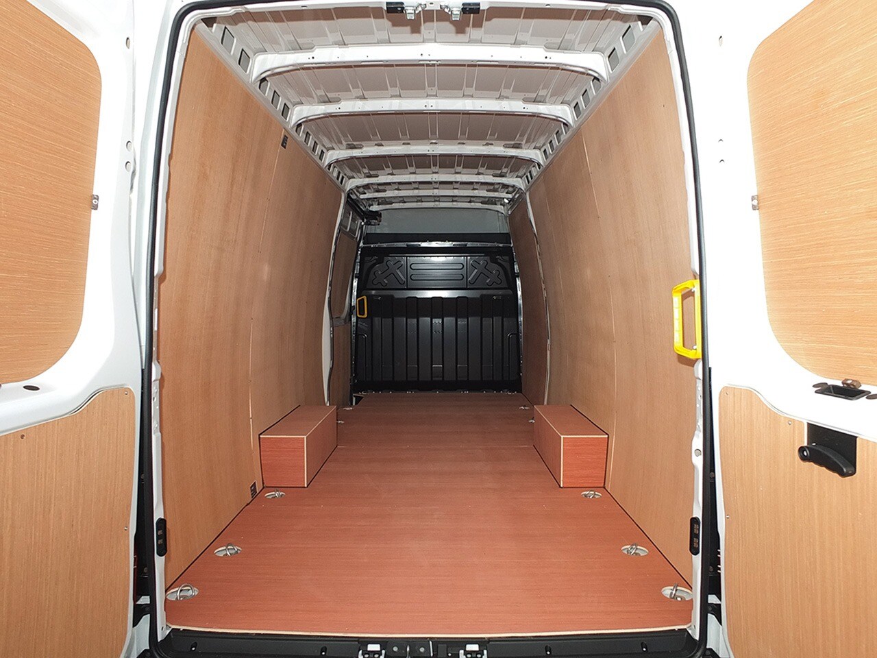 Used Iveco Daily 2024 for sale - 77023117: Photo 16