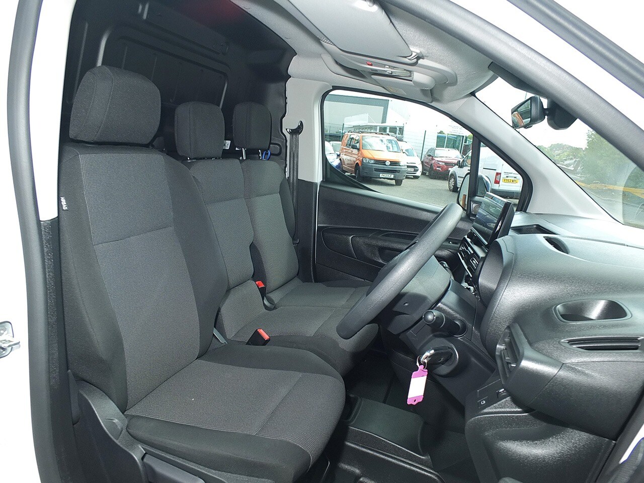 Used Citroen Berlingo 2024 for sale - 75750243: Photo 12